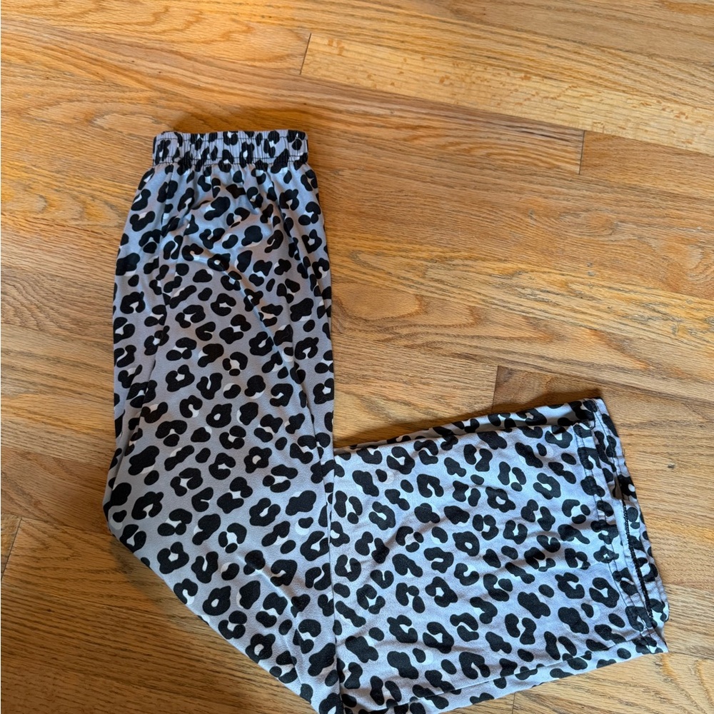 Simply Southern Black and Gray Patterned Pants